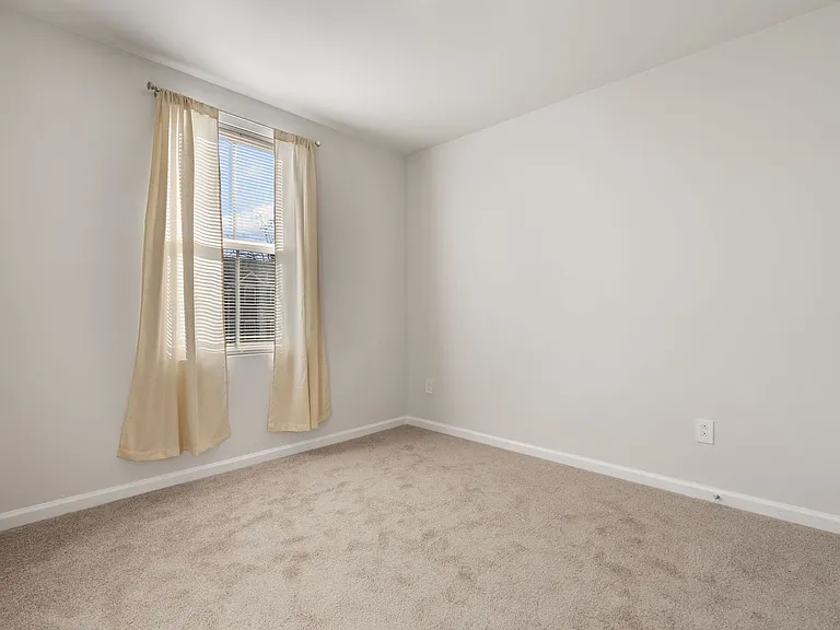 109 Brooklane Ct — Photo 21