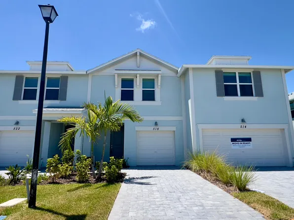 518 Salisbury Cir, Fort Pierce, FL 34982