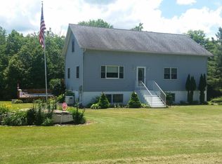 1362 Beach Lake Hwy, Beach Lake, PA 18405