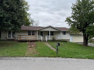 74 E Pittsburg Church Rd, London, KY 40741