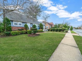 2492 6th Avenue, East Meadow, NY 11554