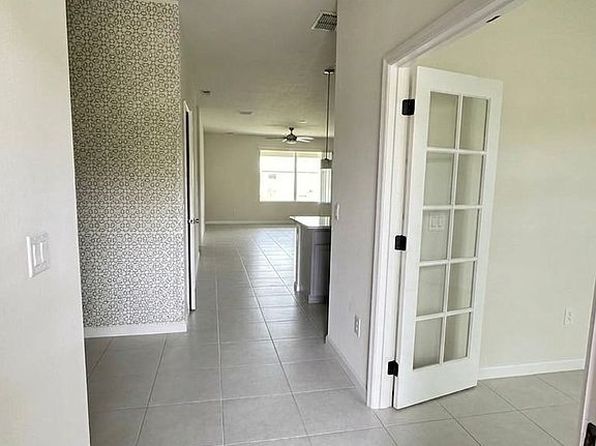 11417 Blue Woods Dr