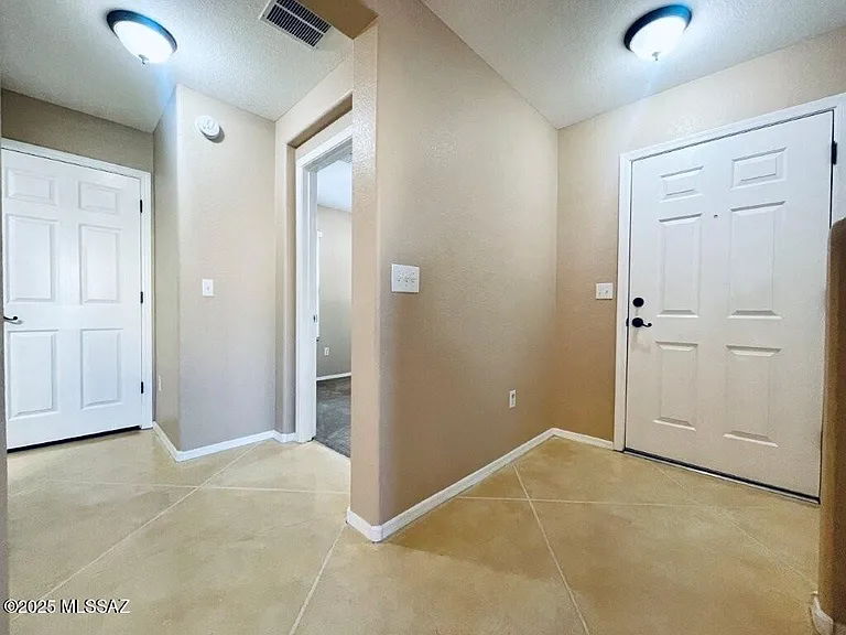 2736 N Neruda Ln — Photo 4