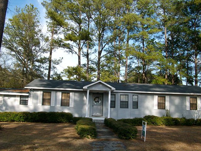2nd image of 177 Alexandra Cir