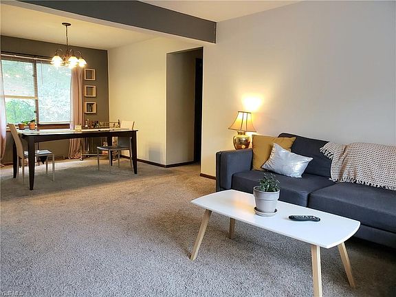4th image of 1370 Belvoir Mews