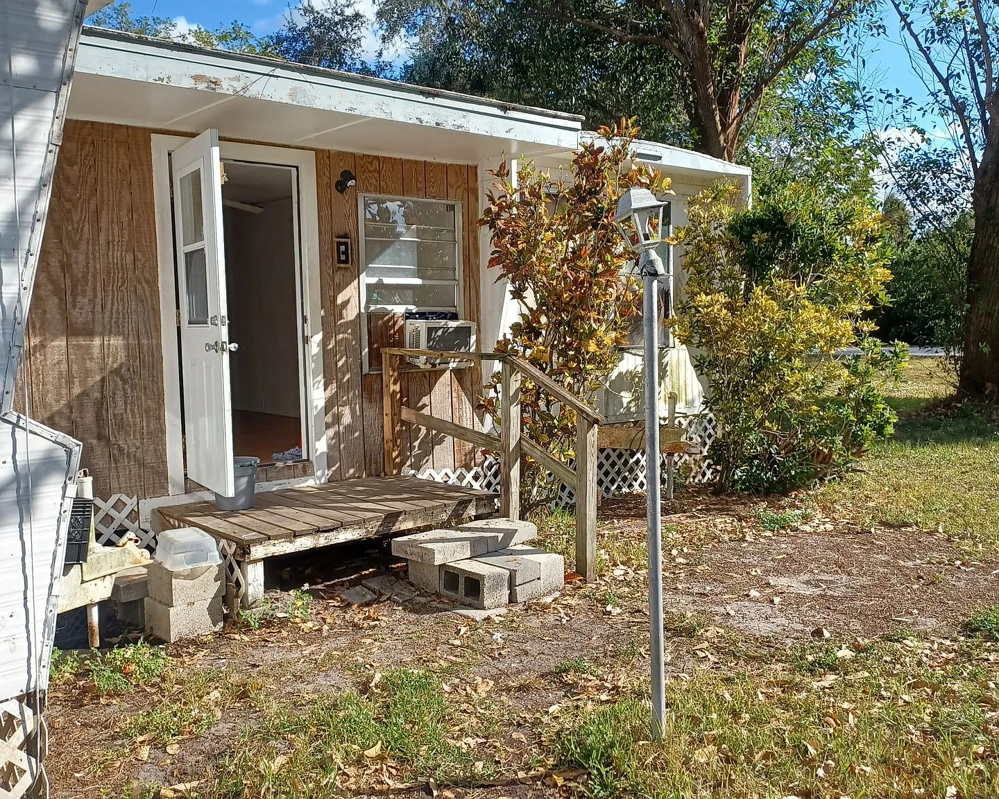 8305 McDaniel Dr — Photo 2