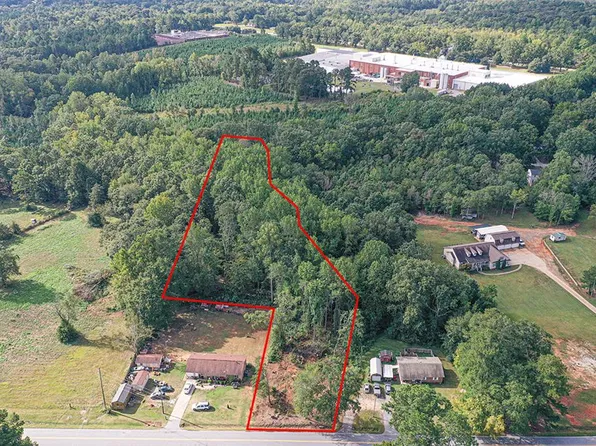 302 Lynn Ave, Laurens, SC 29360