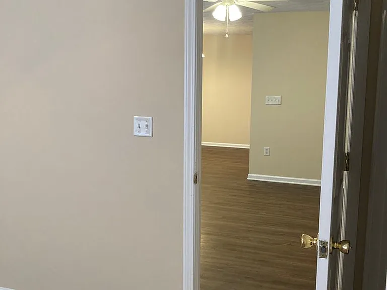 109 Kestrel Ct — Photo 25
