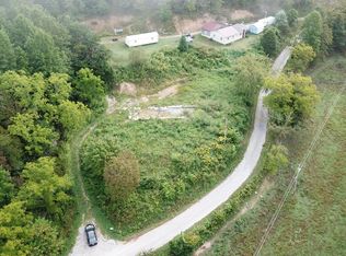 2385 Jeffs Creek Rd, Flat Lick, KY 40935