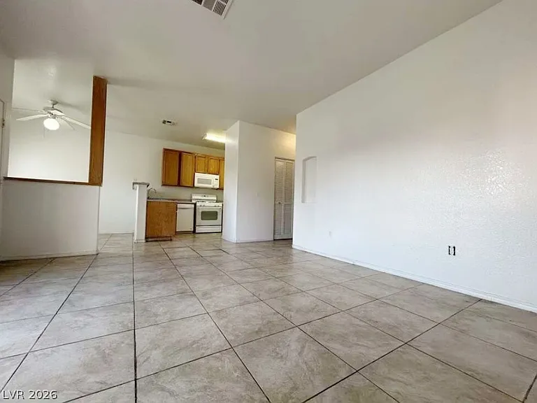 4730 E Craig Rd #1160 — Photo 1