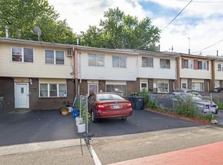 78 Roosevelt Dr, West Haverstraw, NY 10993
