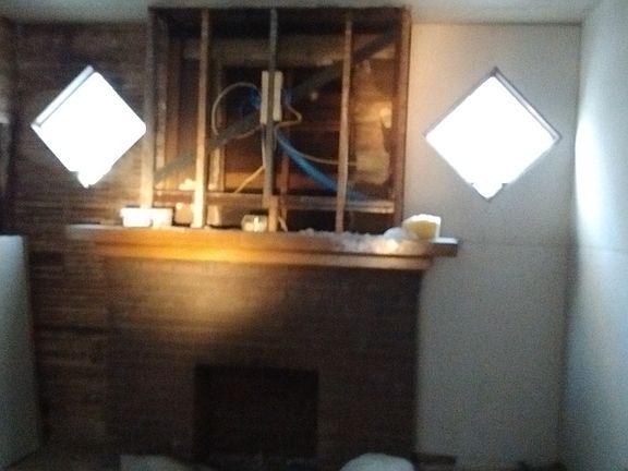 2nd image of 1005 E Mulberry St