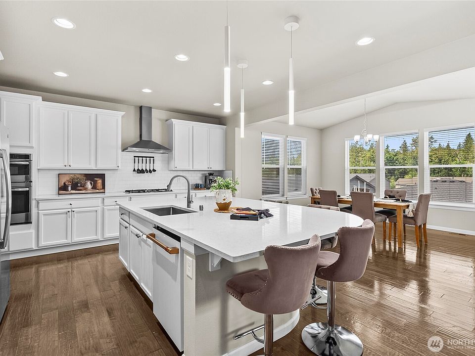 1st image of 25714 207th Avenue SE