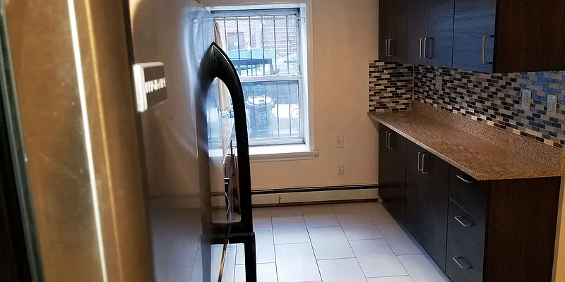 Rented by Virtual Real Estate | media 10