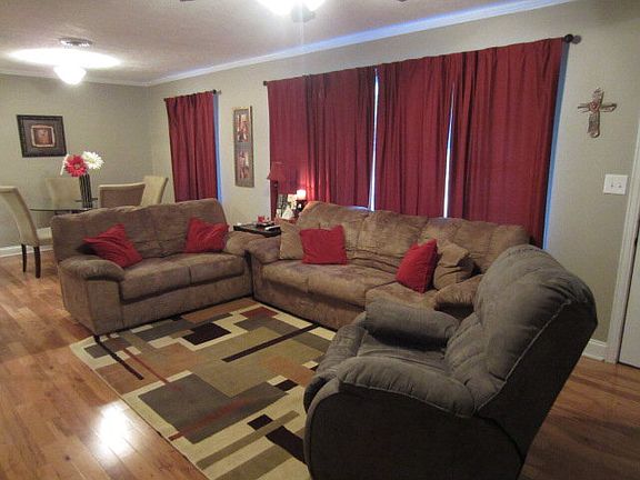 4th image of 1824 Skipland Dr