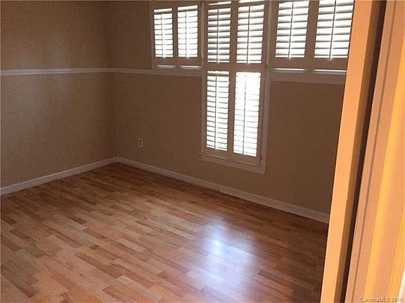 3rd image of 9037 J M Keynes Dr Unit 29