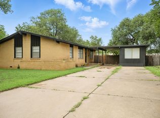 3016 55th St, Lubbock, TX 79413