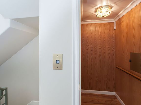 Elevator