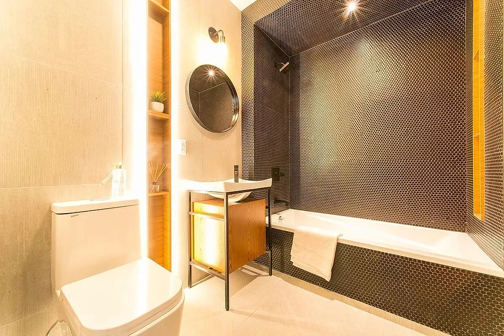 832 Lexington Avenue — Photo 4