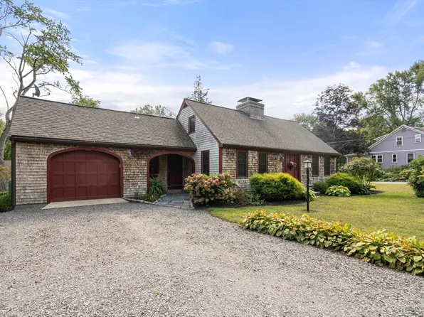 117 Concord St, Maynard, MA 01754