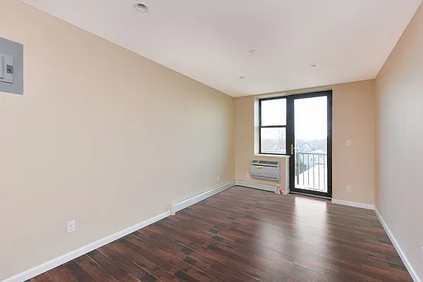 Rented by Alpha Acquisitions Realty Corp | media 2