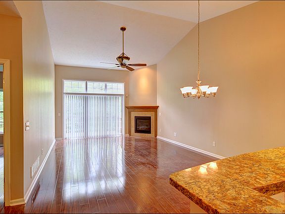 3rd image of 1026 Cutters Creek Dr