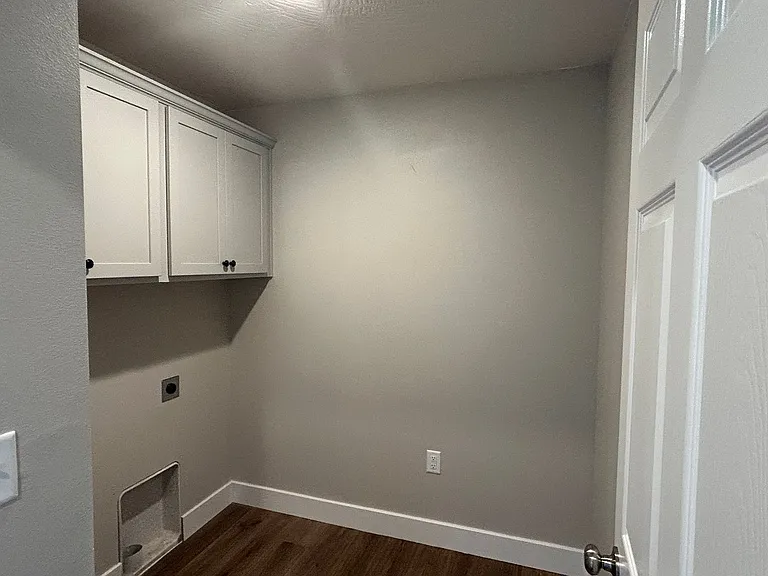 3861 W Freeman St — Photo 8