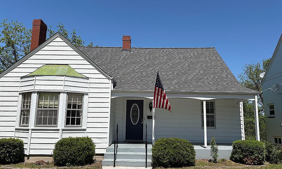 1st image of 203 Wally Ave