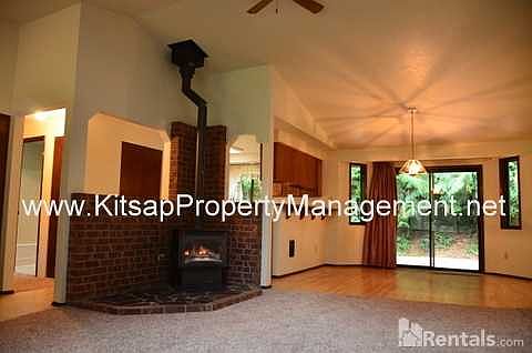 2nd image of 6729 Richards Ave SE