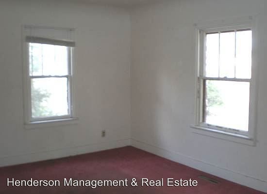 2nd image of 809 E 7th St