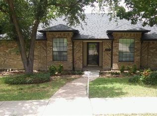 4517 Meadowview Dr, Mesquite, TX