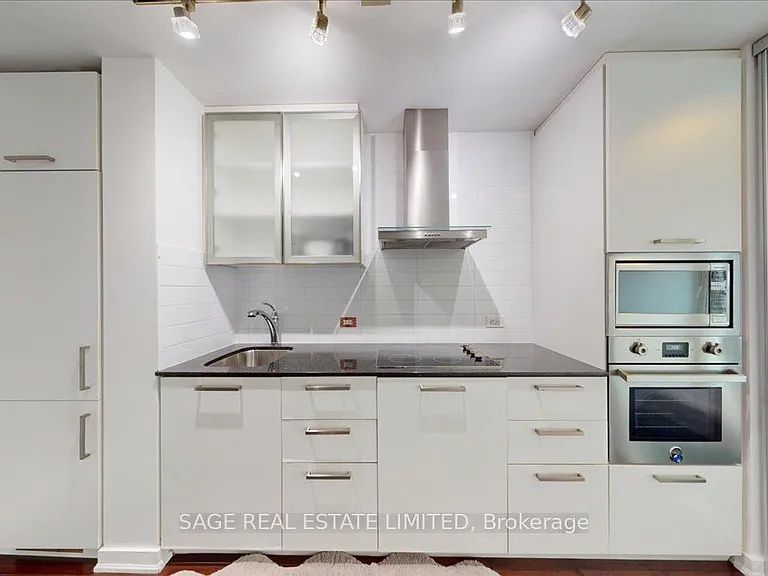 12 York St #3608 — Photo 11
