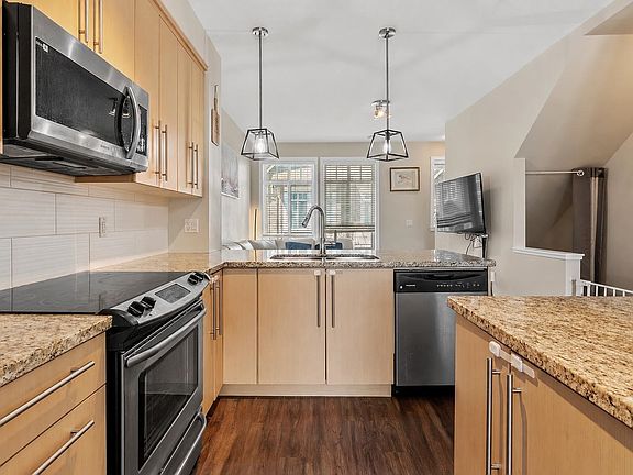 4th image of 8250 209b St #25