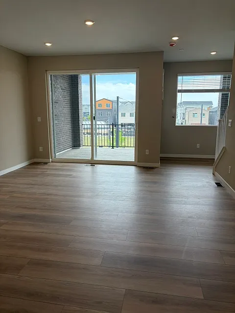 3 bed, 3.5 bath, 1667 sqft, $2,995 — Photo 4
