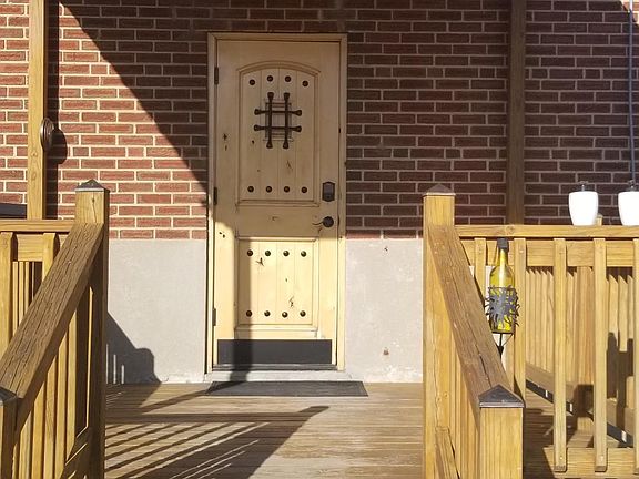 2nd image of 6205 Grand Vista Ave APT 2