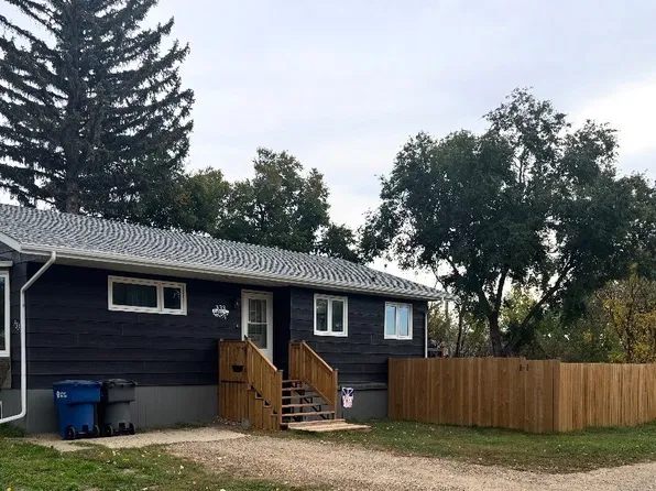 333 Centre Street, Coronach, SK S0H 0Z0