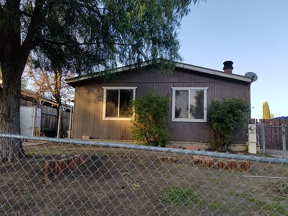 3rd image of 17036 Alameda Dr