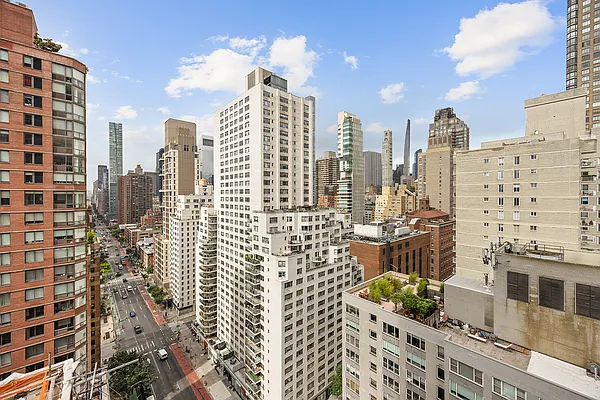 Sold by Corcoran | media 15