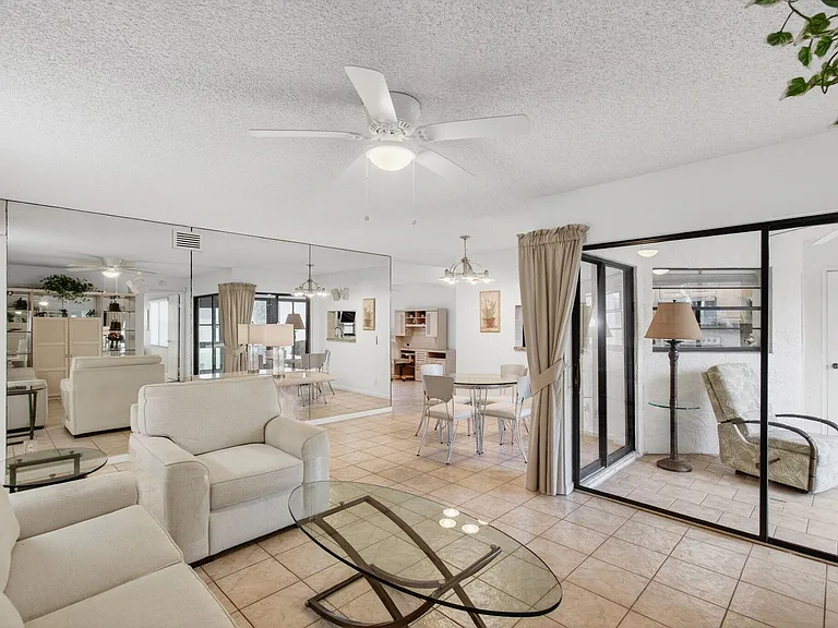 5851 Parkwalk Dr — Photo 23