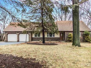 6420 S Cheyenne Dr, Peoria, IL