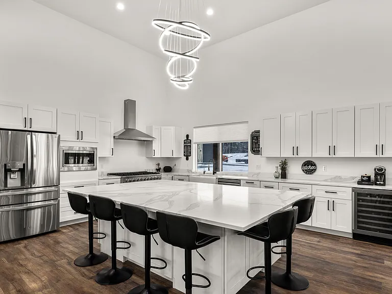 235 Cowboy Dr — Photo 10