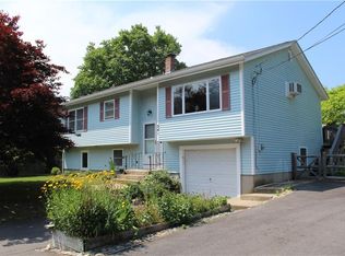 241 Kingstown Rd, Narragansett, RI 02882