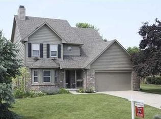 8712 Count Turf Ct, Indianapolis, IN 46217