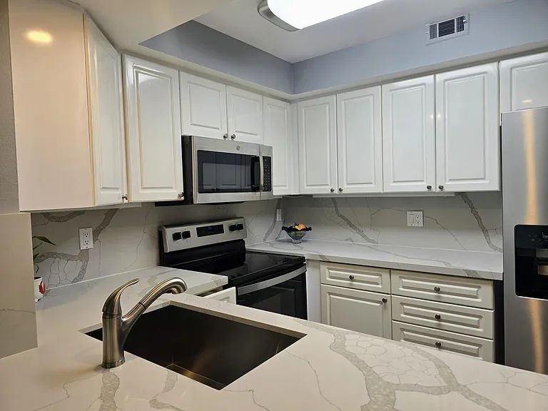 1301 River Reach Dr #111 — Photo 6
