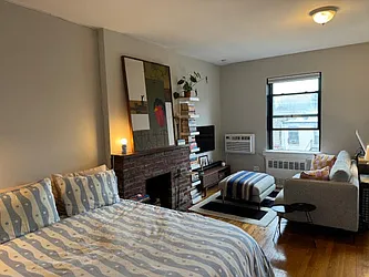 Rented by Friedman Roth Realty