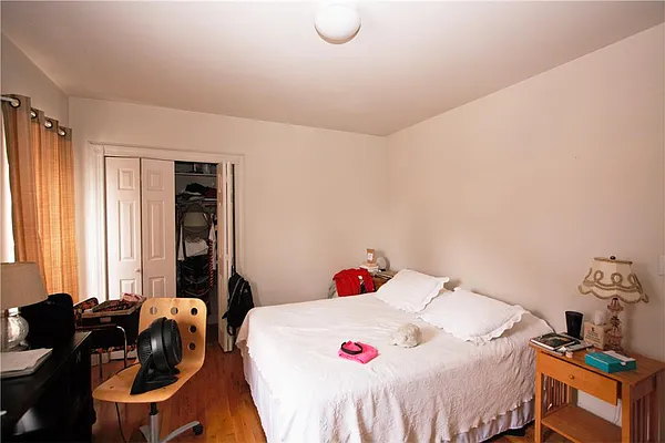 Rented by R New York | media 32