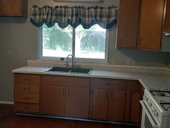 Kitchen thru backyard window
