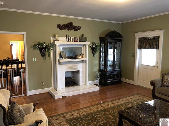 5th image of 1401 Poplar St