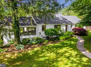 907 Twyckenham Rd, Media, PA 19063