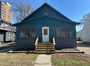 219 3rd Ave SW, Pipestone, MN 56164